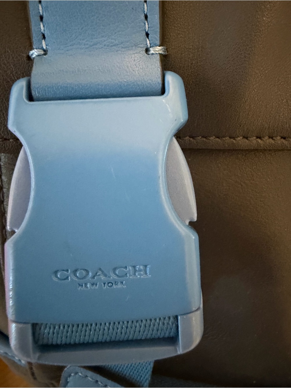 Coach Track Backpack (B6) - Picture 6 of 7